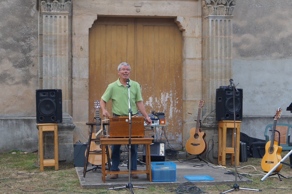 Orgue barbarie temple lapras saint basile