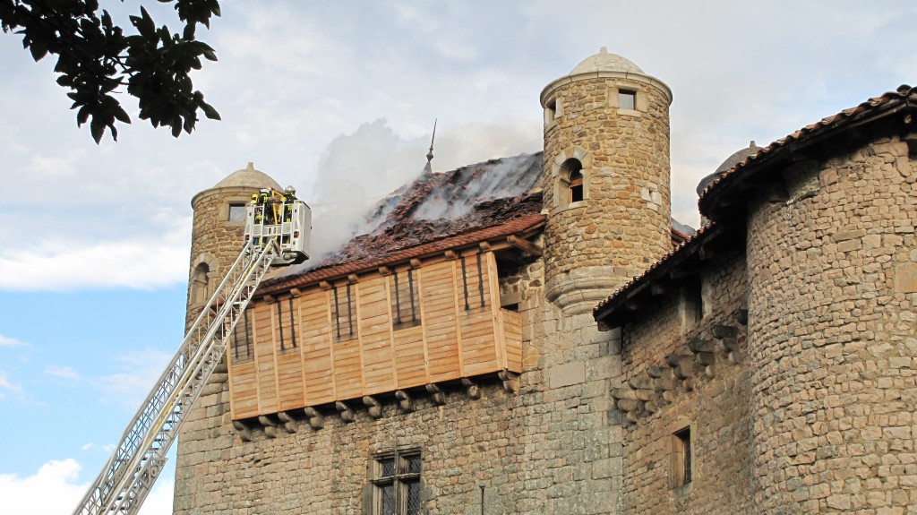 incendie chateau maisonseule yves lecoq