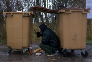 abri poubelle calais jungle