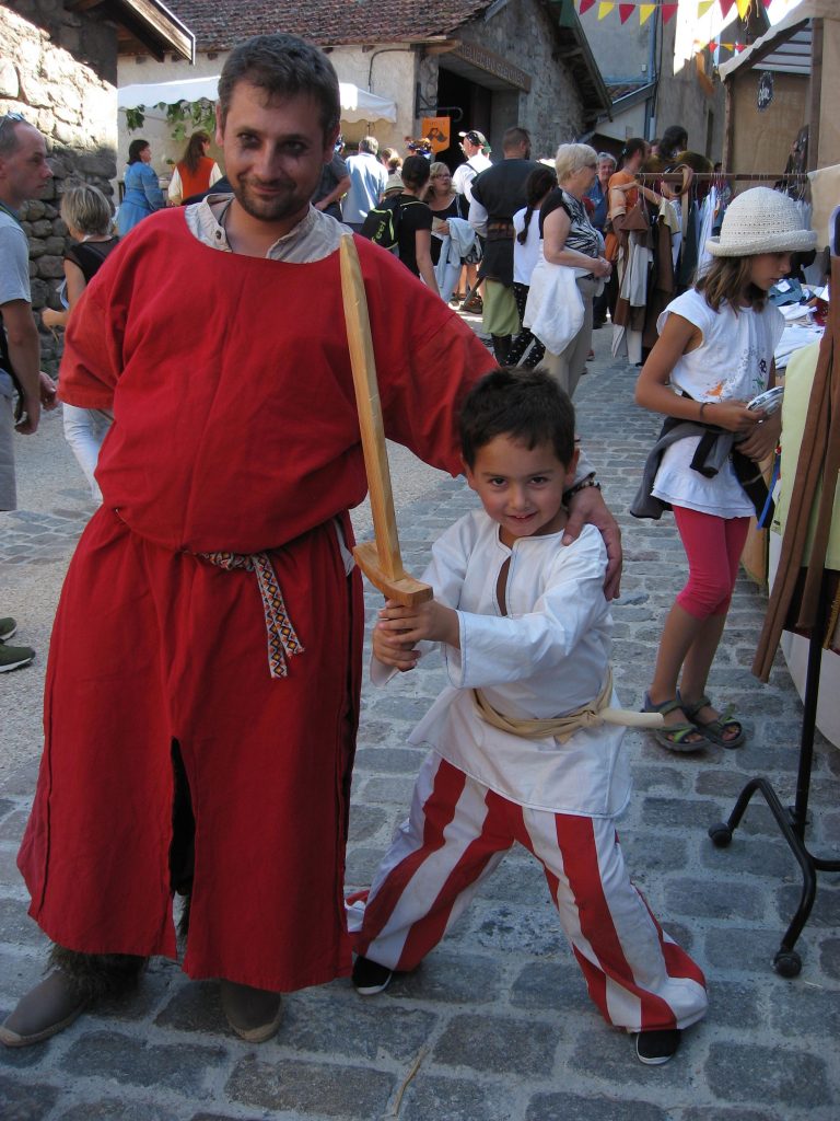 Médievale desaignes 2017 la fête en famille