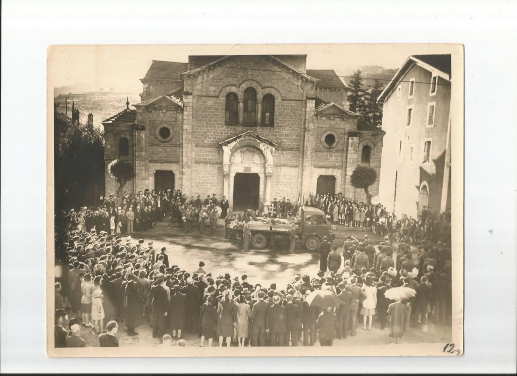 obsèques aviateurs anglo canadien temple lamastre