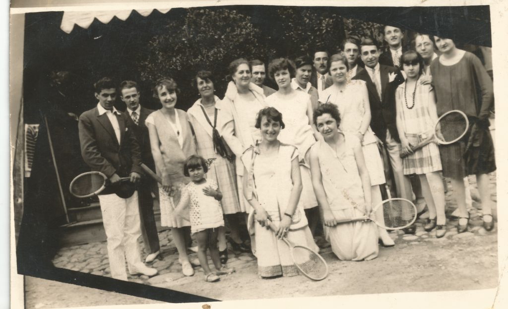 Equipe de Tennis de Lamastre vers 1923 mounier