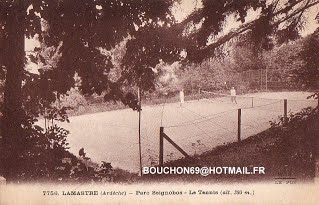 Lamastre - Parc Seignobos - Le Tennis (alt. 380m.) - MB-001