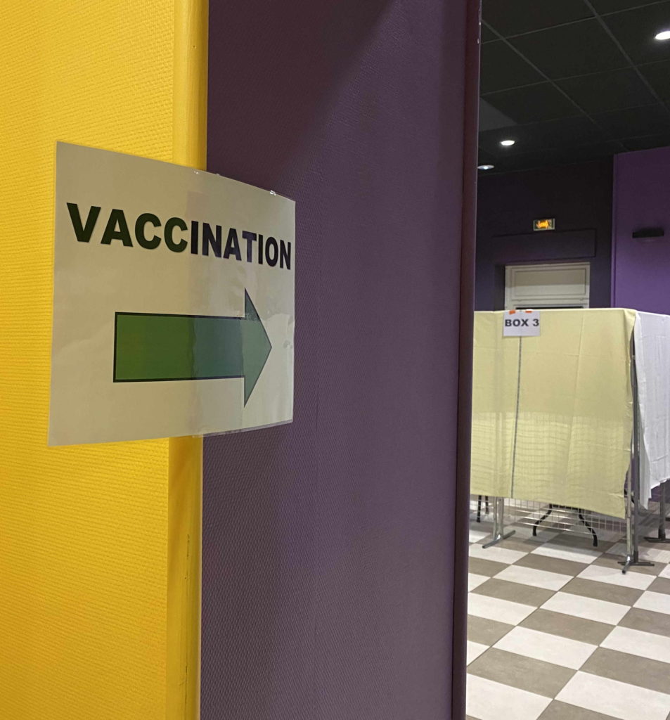 signalétique centre vaccination covid lamastre
