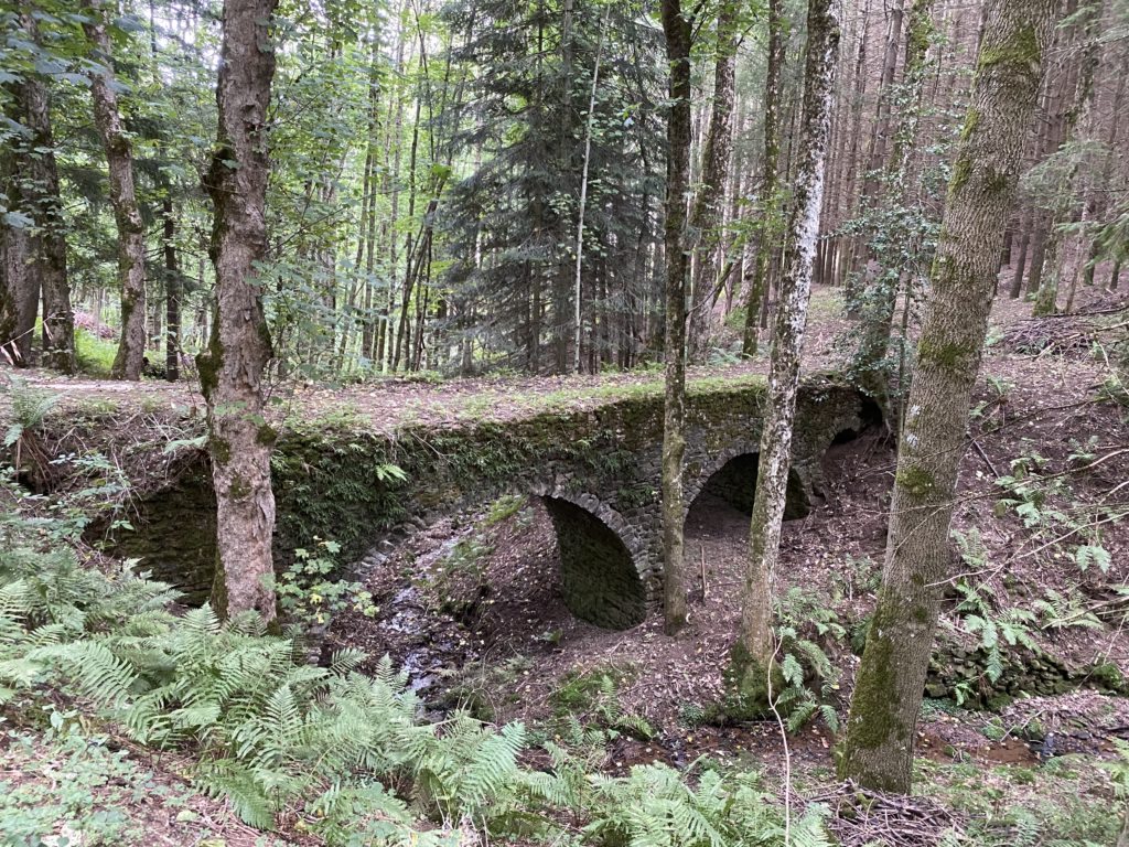 pont le pouzat arnaud amont