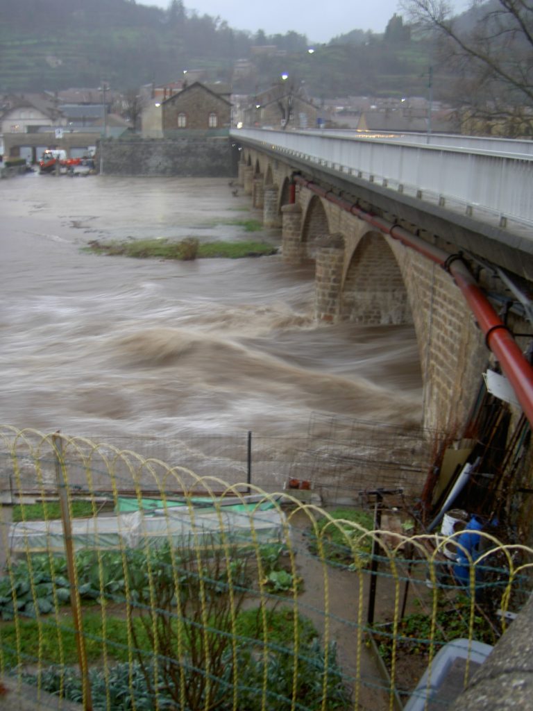 crue septembre pont de tain