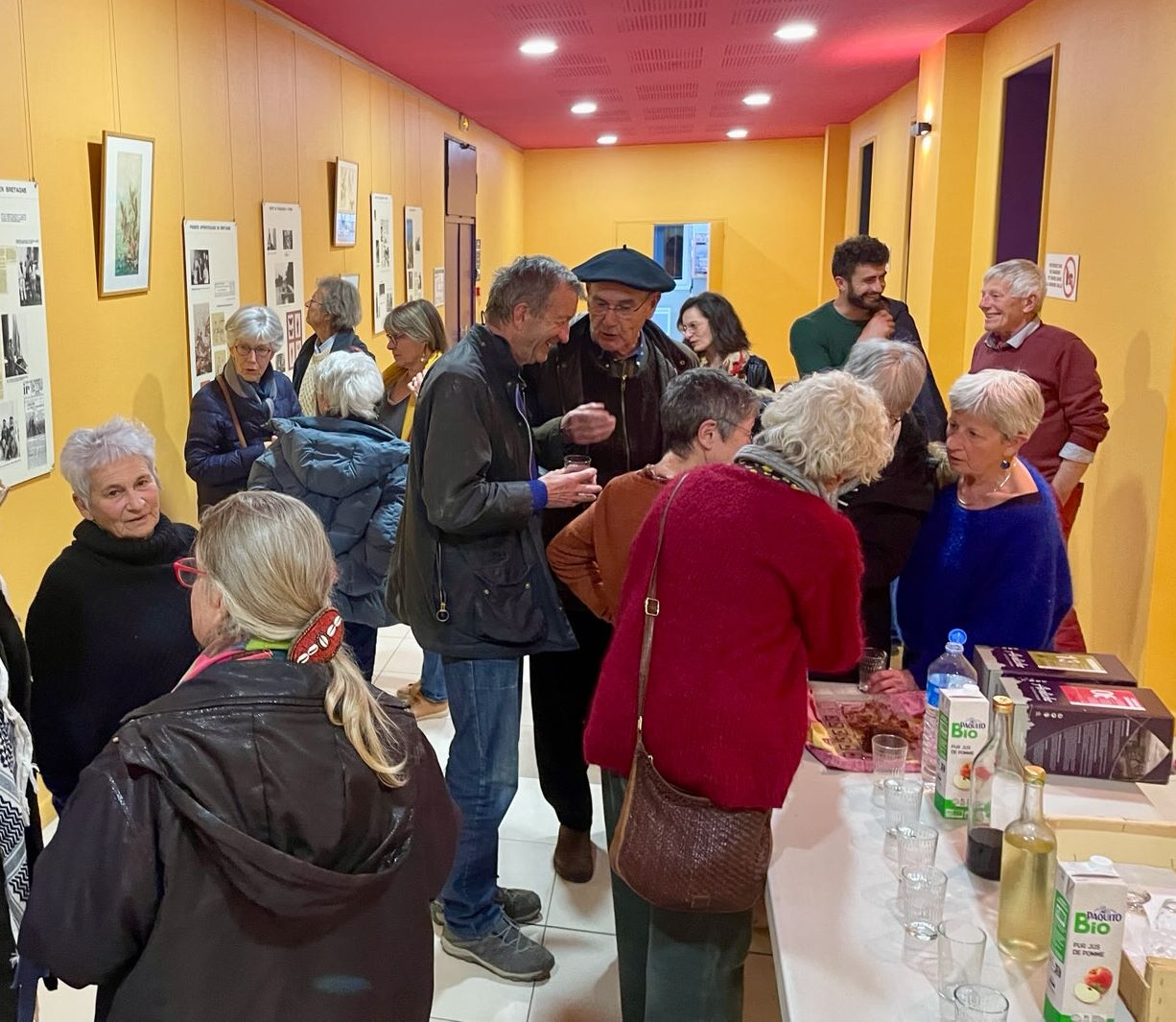 Autour d'Elles 2025 conversation