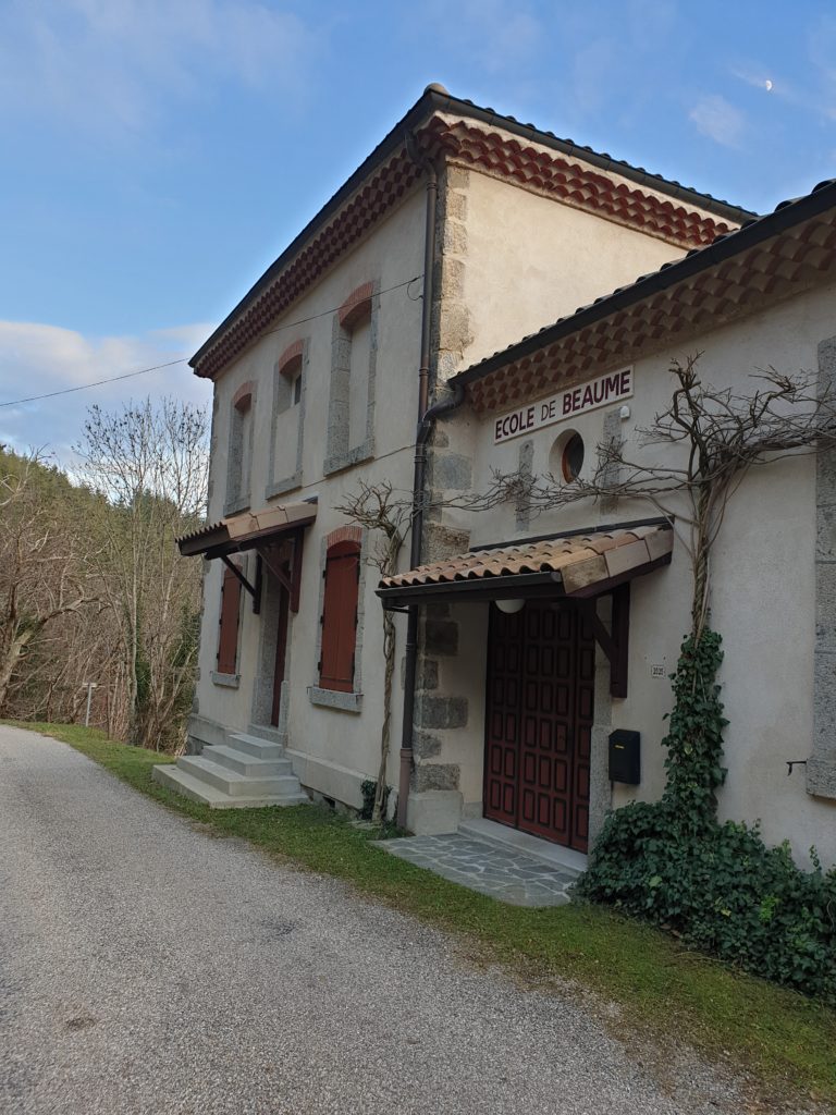 école de beaume